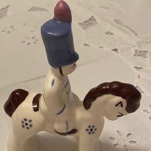 VINTAGE SOILDER DECORATION